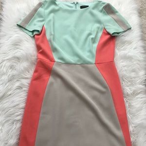 Tahari dress size 10 in coral sea foam khaki